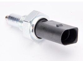 Датчик задна скорост AUDI A4 B5, A4 B6, A4 B7, A6 ALLROAD C6, A6 C5, A6 C6, A8 D2, R8, R8 SPYDER; SEAT EXEO, EXEO ST; SKODA SUPERB I; VW PASSAT B5, PASSAT B5.5, PHAETON (03.94-03.16) FEBI FE108018