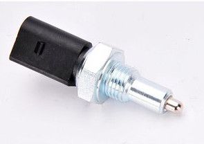 Датчик задна скорост AUDI A4 B5, A4 B6, A4 B7, A6 ALLROAD C6, A6 C5, A6 C6, A8 D2, R8, R8 SPYDER; SEAT EXEO, EXEO ST; SKODA SUPERB I; VW PASSAT B5, PASSAT B5.5, PHAETON (03.94-03.16) FEBI FE108018