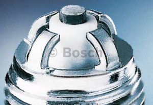 Искрова свещ BOSCH BO 0242229648