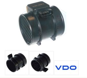 Дебитомер  OPEL ASTRA G, ASTRA H, ASTRA H GTC, CORSA C, MERIVA A, OMEGA B, SIGNUM, TIGRA, VECTRA B, VECTRA C, VECTRA C GTS, ZAFIRA A; SAAB 9-3 1.8/2.0/2.2 (10.95-02.15) VDO/SIMENS 5WK9606Z 