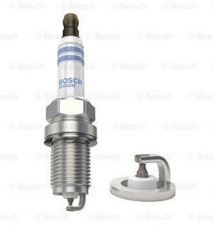 Искрова свещ с платинен PLATIN централен електрод  (CNG/LPG-Gas)  BOSCH BO 0242245571