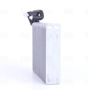 Изпарител климатична система CADILLAC BLS; FIAT CROMA; OPEL SIGNUM, VECTRA C, VECTRA C GTS; SAAB 9-3, 9-3X 1.6-3.2 /04.02-/ NISSENS NI 92165