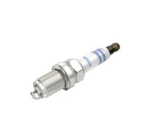 Искрова свещ с платинен PLATIN централен електрод  (CNG/LPG-Gas)  BOSCH BO 0242245571